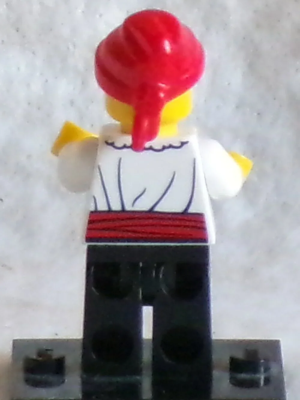 Lego pirate minifigure